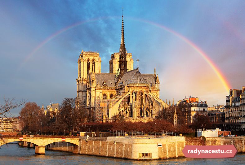 Nejnavštěvovanější památkou je Notre Dame