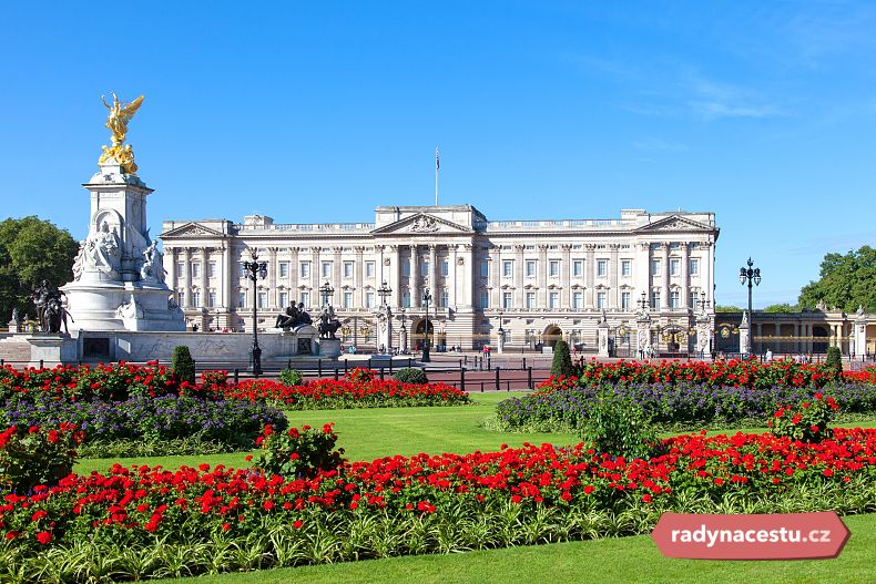 Máte-li dotaz na královnu, zašlete jej poštou do Buckinghamského paláce