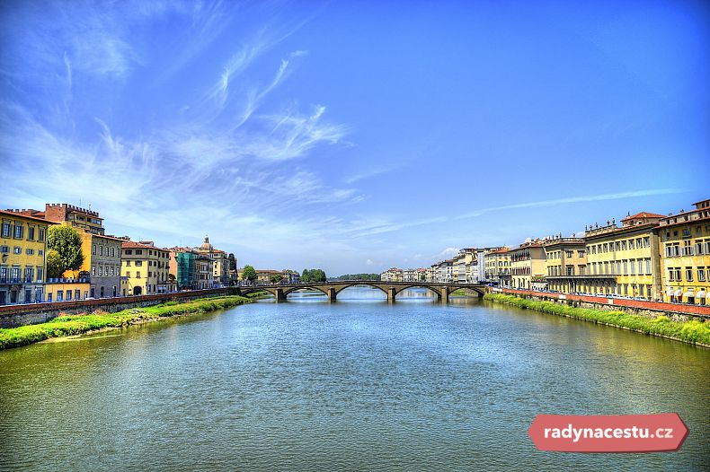 Výhled na řeku Arno