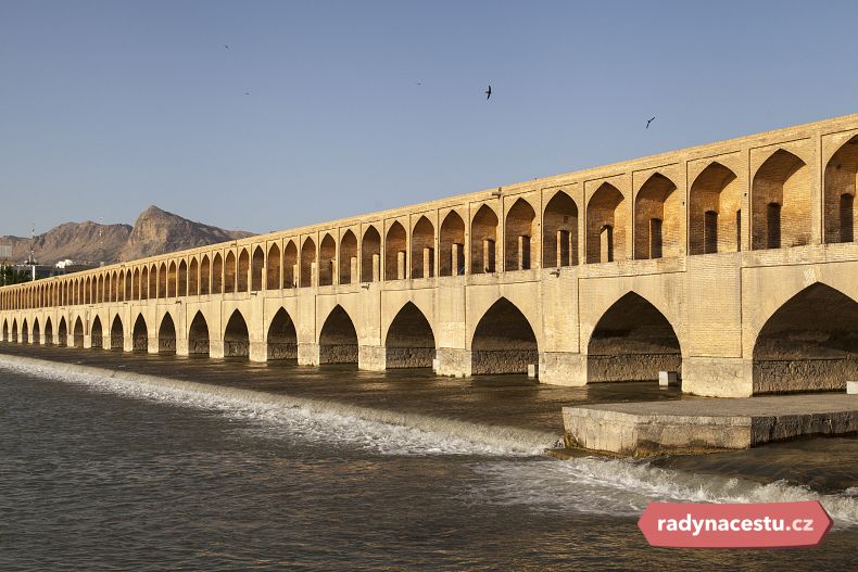 Most Si-o-seh Pol, Írán
