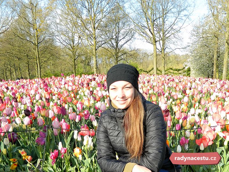Mezi rozkvetlými tulipány v Keukenhofu