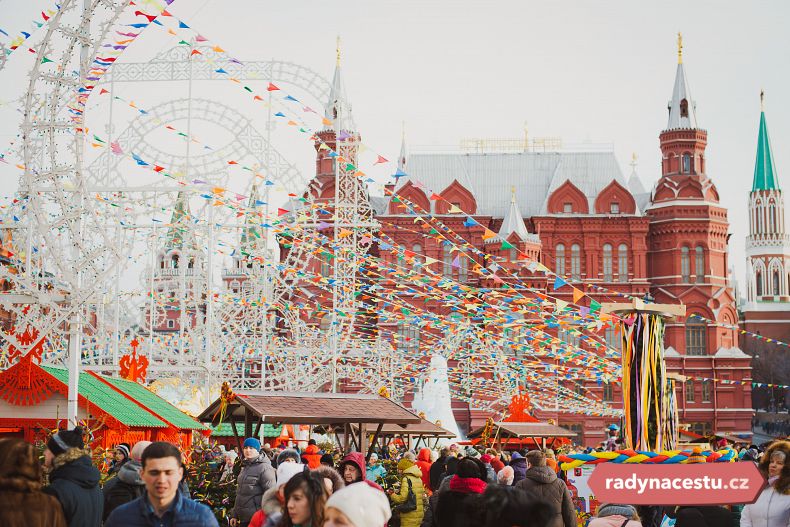 Trhy na Rudém náměstí v Moskvě