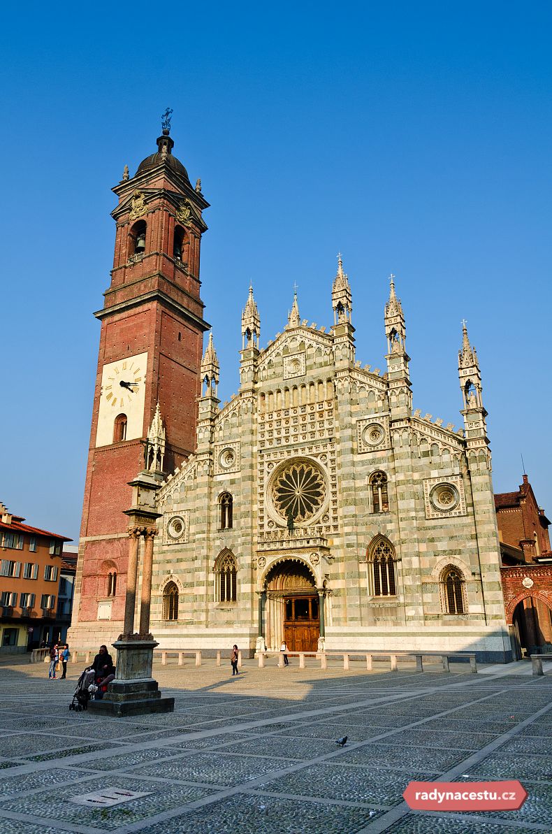 Městská katedrála v Monze