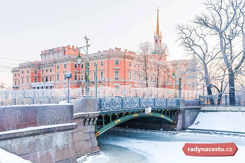 Užijte si zimní Petrohrad plnými doušky