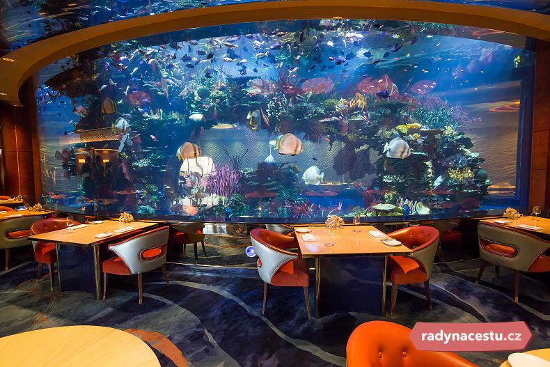 Podmořská restaurace v Burj Al Arab