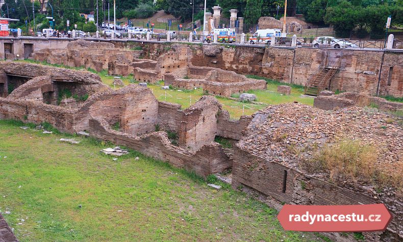 Pozůstatky gladiátorské školy v Římě
