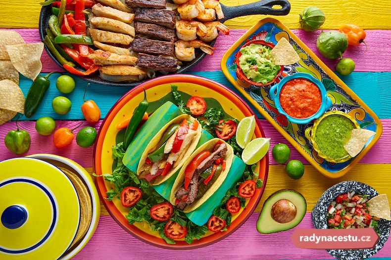 Pestrobarevná mexická kuchyně nabídne fajitas i guacamole z avokáda