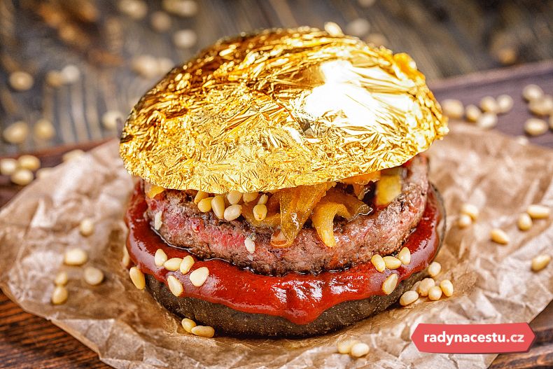 Libo zlatý burger?