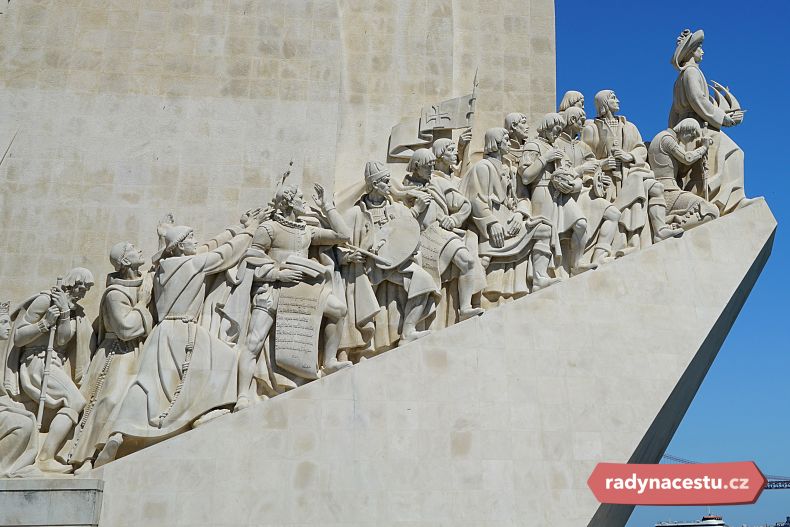 Pamatnik objevitelů v Lisabonu pripomíná zlatou portugalskou éru