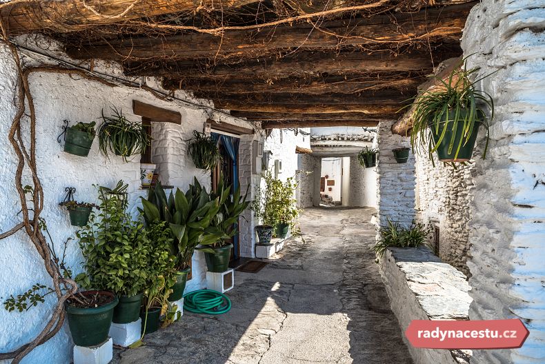 V bílých andaluských vesničkách poznáte pravý venkovský život
