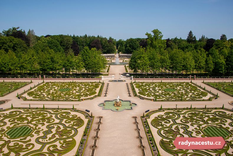 Zahrady paláce Het Loo jsou místem, které zatím davům turistů uniká