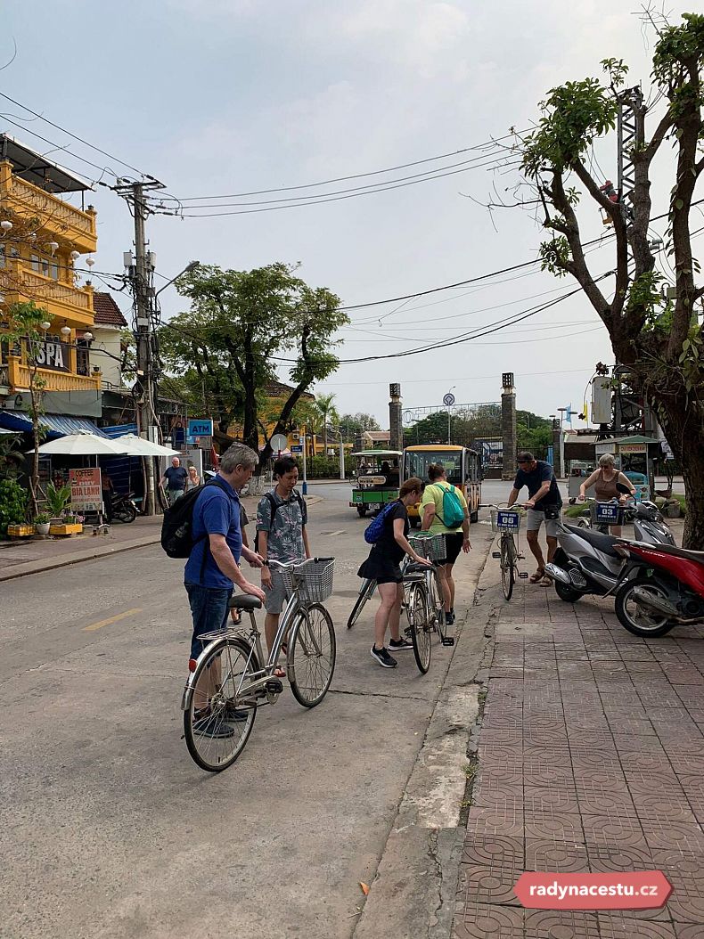 Projížďka na kole v Hoi Anu