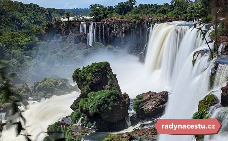 Jedinečná procházka mezi vodopády Iguazú