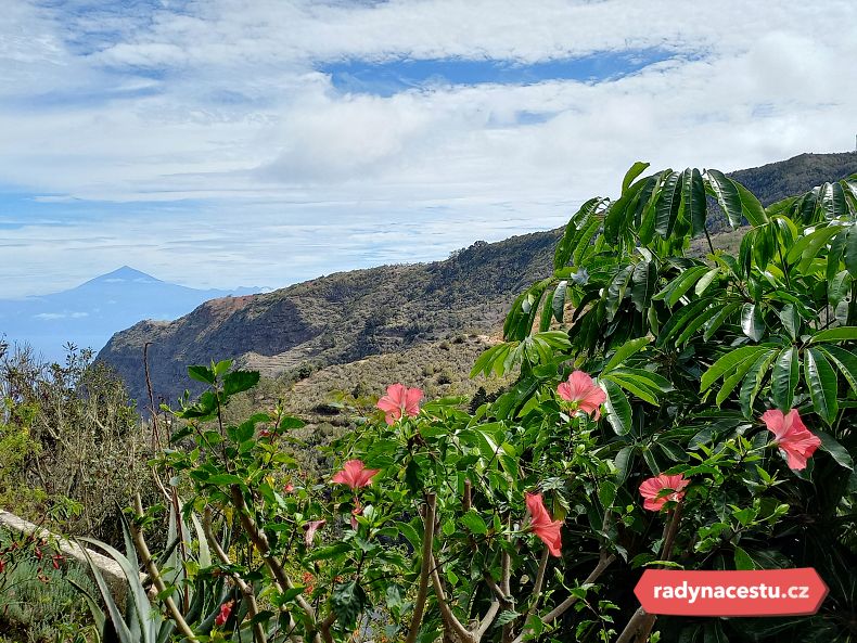 Výhled na sousední Tenerife