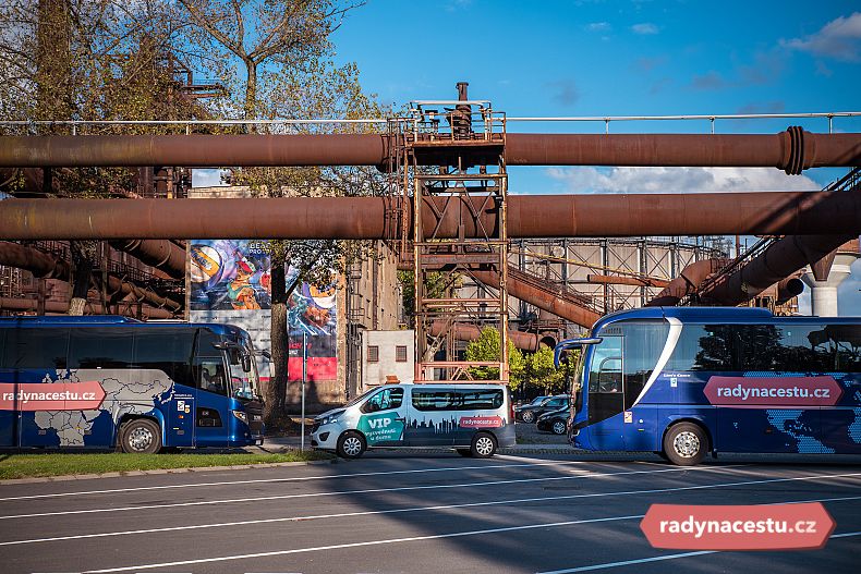 Věděli jste, že si naše autobusy a minibusy můžete také pronajmout i s řidičem?