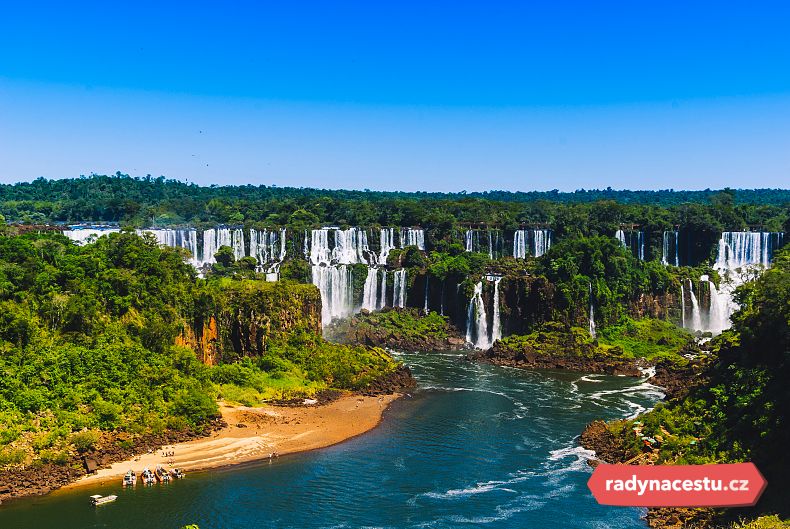 U mohutných vodopádů Iguaçu se zatají dech nejednomu z vás. Omrkněte je z Brazilské strany