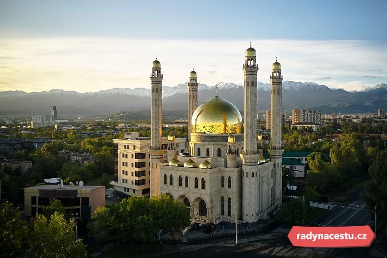 Okouzlující mešita v kazašském městě Almaty
