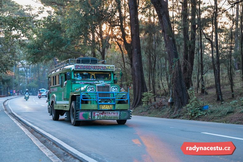 Populární jeepney