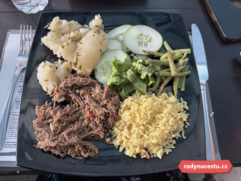 Ropa vieja je skvělé trhané maso