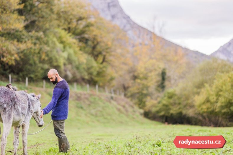 Místní mají svůj originální jazyk