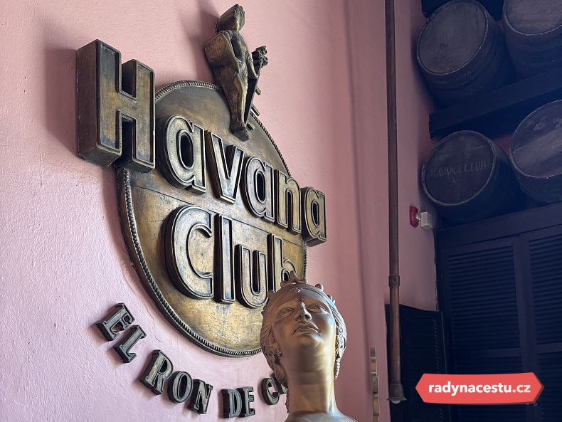 Havana Club muzeum rumu je jedno z příjemných havanských zastavení.
