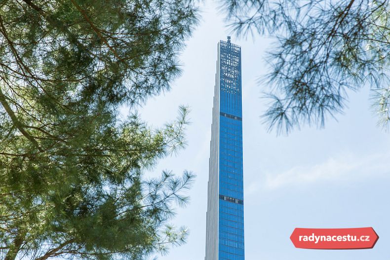 Stavba oficiálně známá jako 111 West 57th Street