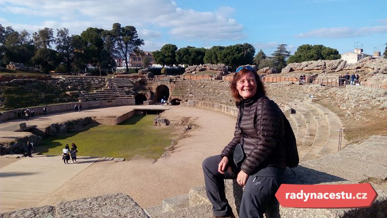 Průvodkyně Lenka Rašková ráda objevuje svět pěšky.