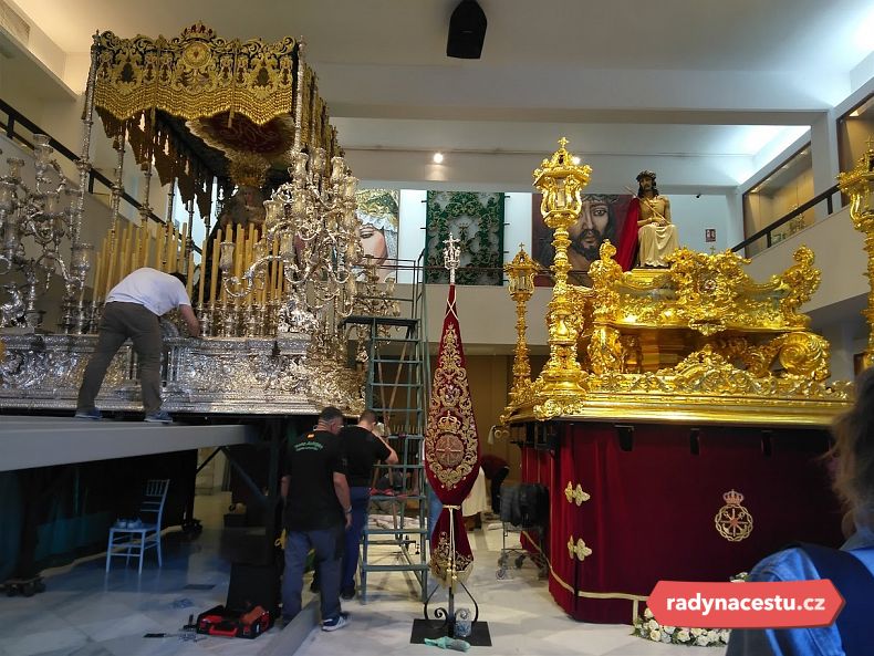 Nosítka musí být naleštěná