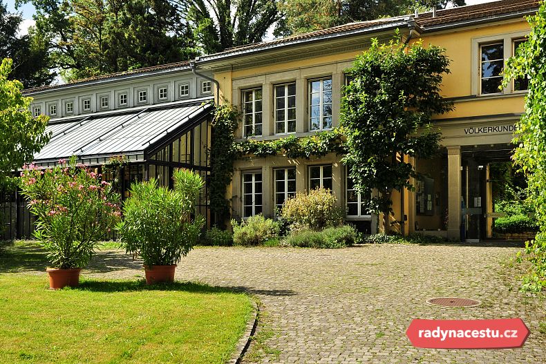 Völkerkundemuseum a botanická zahrada