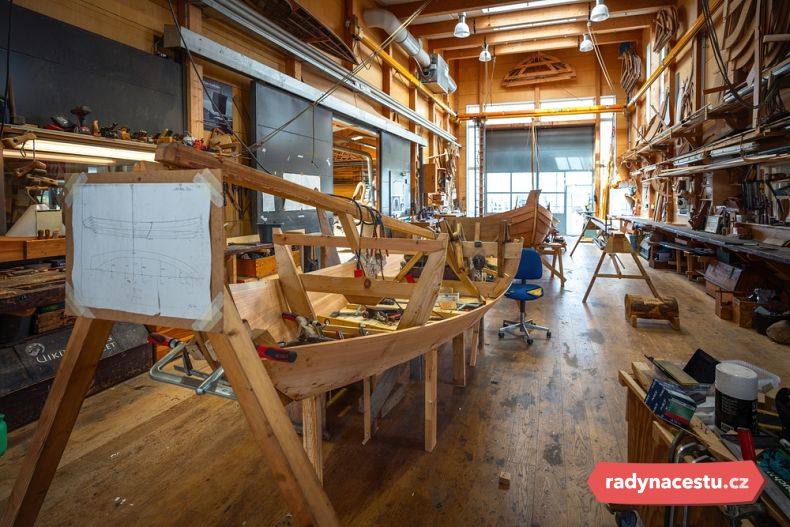 V Roskilde si můžete půjčit i repliky vikingských lodí
