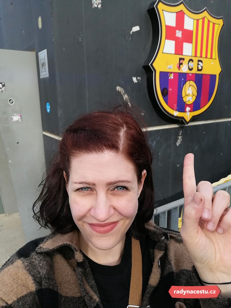 Logo slavného fotbalového klubu kousek od stadionu Camp Nou