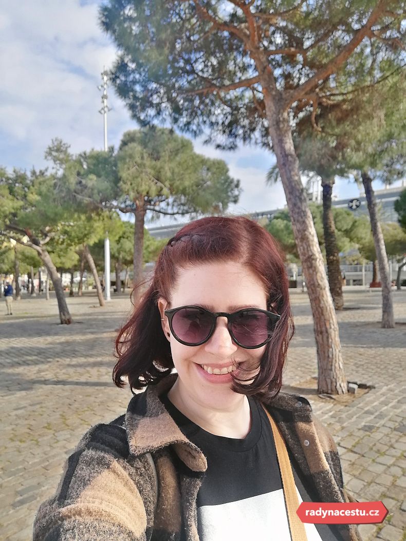 Pozdrav z Barcelony z procházky v přístavu