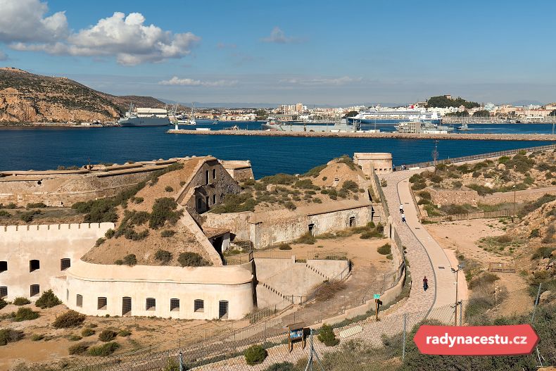 Dodnes jsou dochované pozůstatky římského přístavu a loděnic