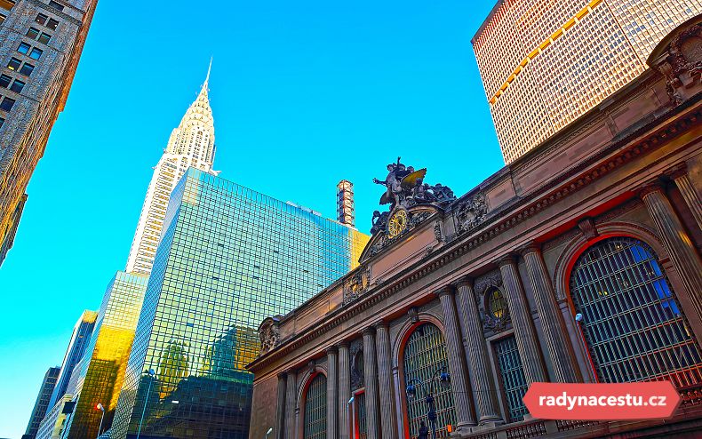 Architektem budovy se stal William Van Alen