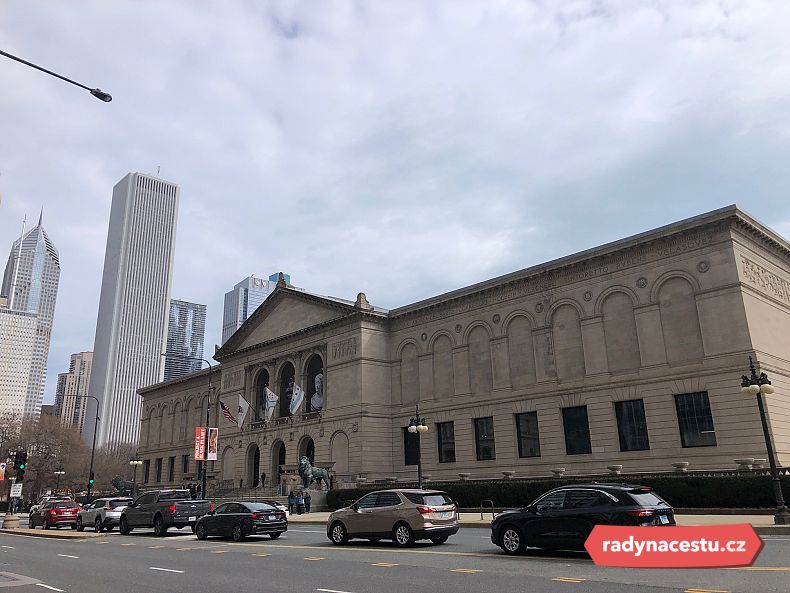 Art Institute of Chicago - majestátní budova s ikonickými bronzovými lvy
