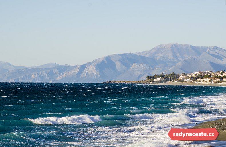 Pláže v Diamante jsou pravdivé – klidné, písečné, kamenité nebo oblázkové