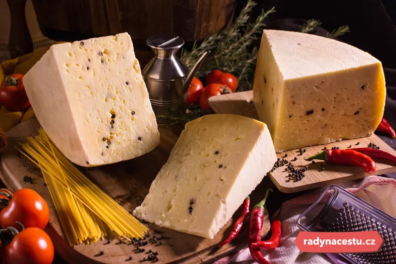 Peperoncino sýr