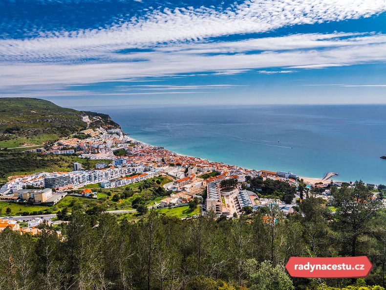 Výhled na město Sesimbra