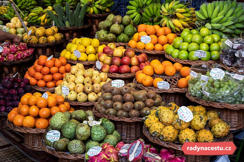 Čerstvé ovoce a zelenina na trhu - Mercado dos Lavradores