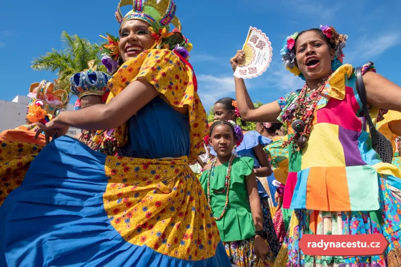 Festival Pollera ve městě Las Tablas