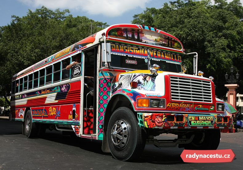 Naskočte do party busu a užijte si zábavu
