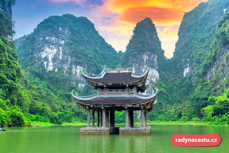 Krajina Vu Cung v národním parku Tam Coc