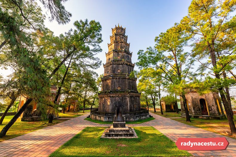 Pagoda Thien Mu je jednou ze starobylých pagod ve městě Hue.