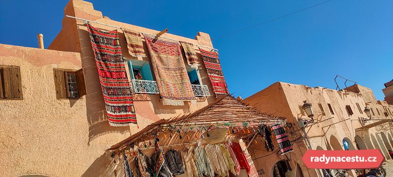 Náměstí v centru města Ghardaia