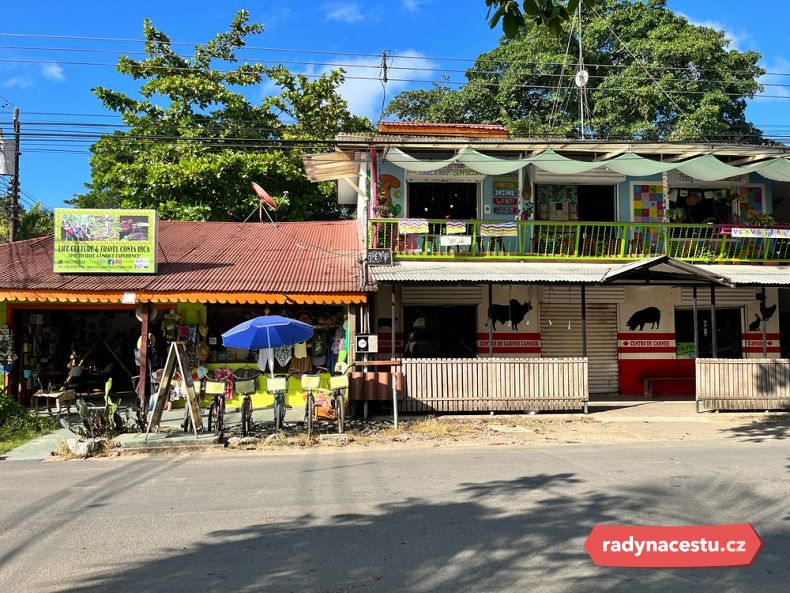 Navštivte vyhlášené restaurace a kavárny