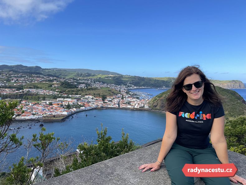 Vyhldíka nad Hortou a Porto Pim