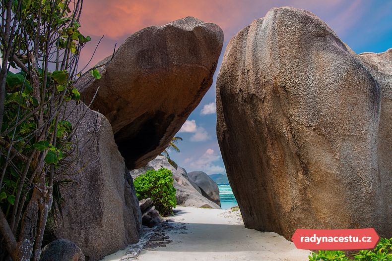 Ostrov můžete zkoumat na netradičních stezkách