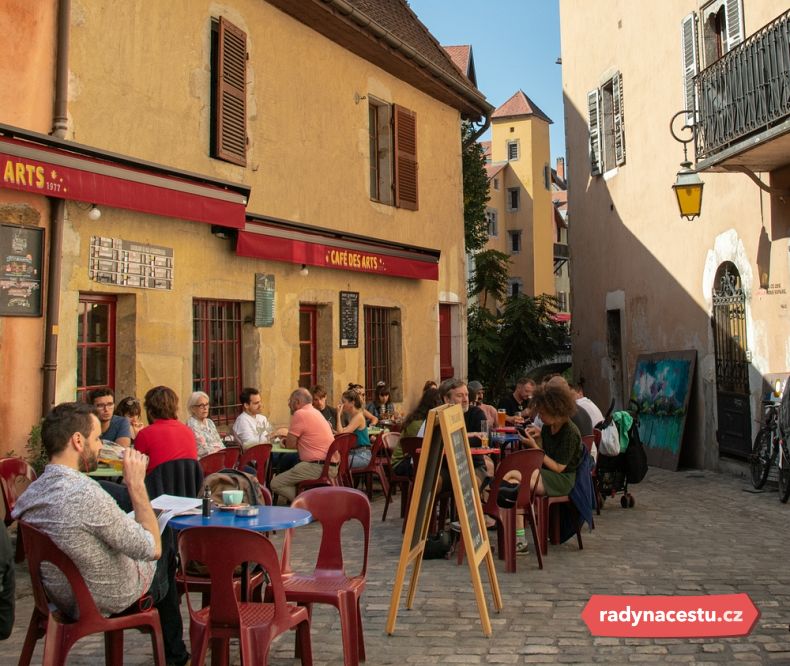 Zastavte se a ochutnejte místní speciality