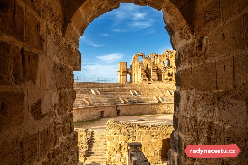 Víte, proč je Koloseum neodstavěné?