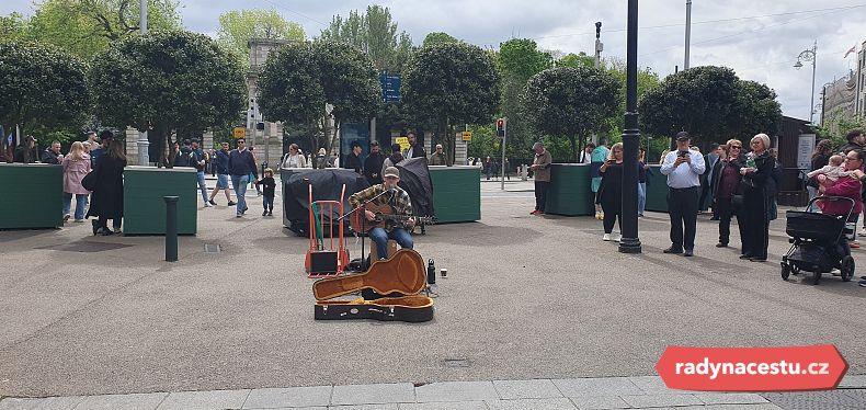 Pouliční muzikanti jsou nedílnou součástí Grafton Street